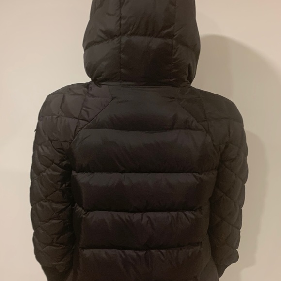 Liu Jo - Italy :Puffer jacket with knit sleeves - Picture 5 of 8